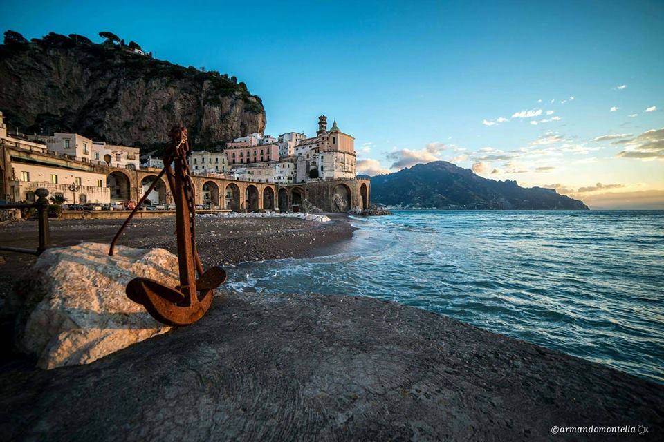 UN MARE DI VINO - LA KERMESSE ENOGASTRONOMICA DI ATRANI